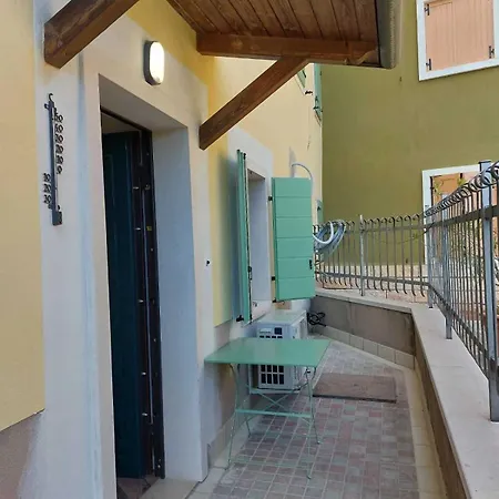 Dimora Laura Romantico Con Stufa A Legno